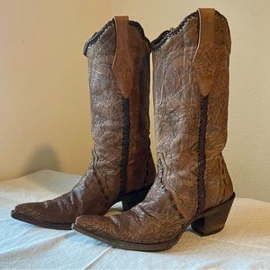 CORRAL Vintage Western Pointed Toe Boots